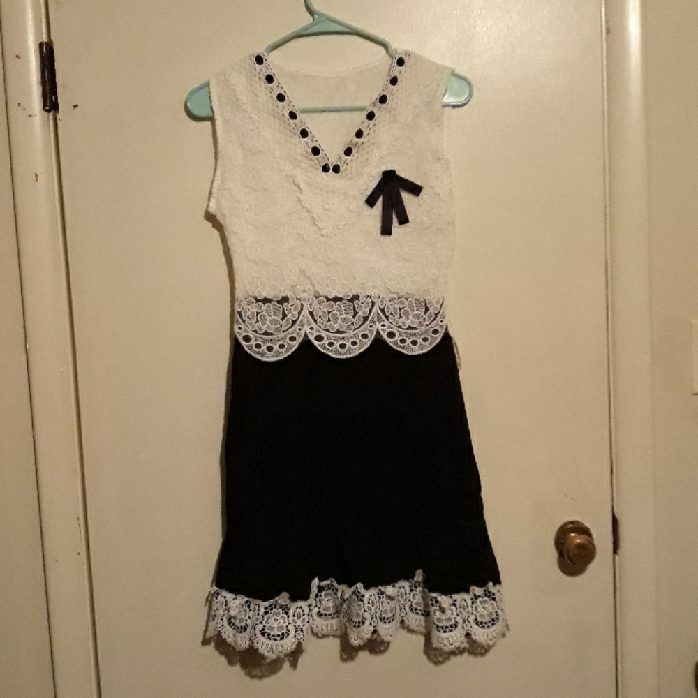 Black and white dress
